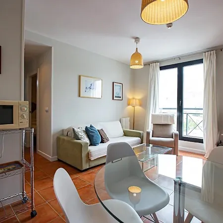 Apartman Snh Gorbea 2 Bedrooms 4 People